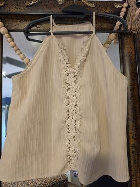 SHEIN Cream Textured Halter Tank with Lace Trim